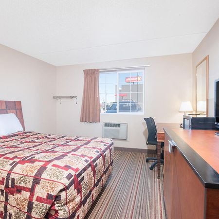 Knights Inn And Suites - גרנד פורקס מראה חיצוני תמונה