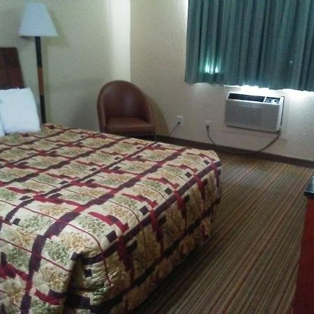 Knights Inn And Suites - גרנד פורקס מראה חיצוני תמונה